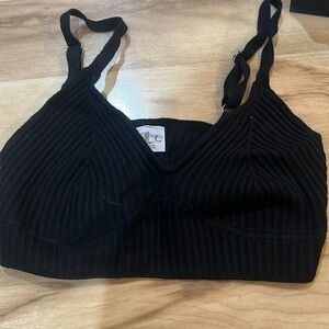 Wild fable black top